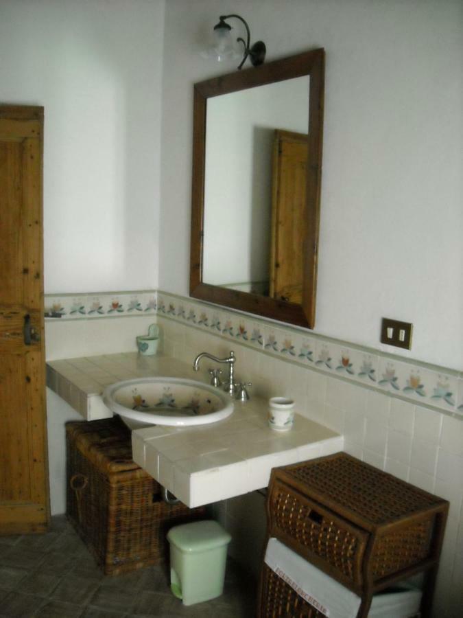Cascinale La Mimosa Bed & Breakfast Cupramontana ภายนอก รูปภาพ